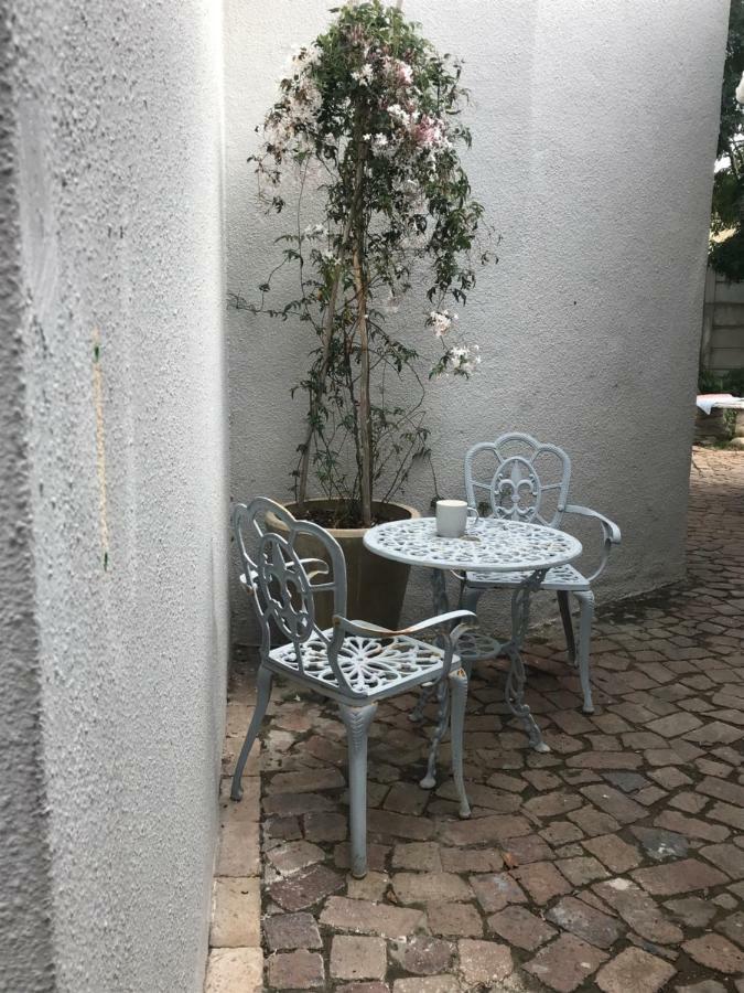 Olive Tree Private Rooms In Stellenbosch- No Load Shedding Eksteriør billede